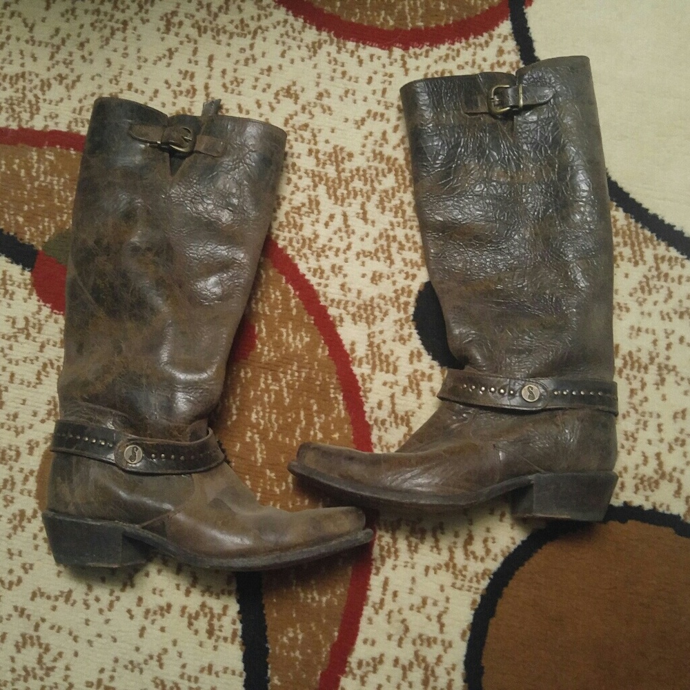 Women's boots 7 Sonoma leather zip up boot EUC